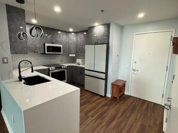 1 Carriage City Plz #1110, Rahway City, NJ 07065