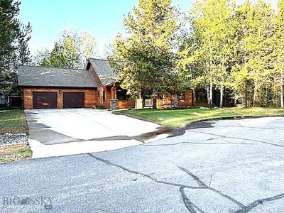 328 Shoshone Ave, West Yellowstone, MT, 59758