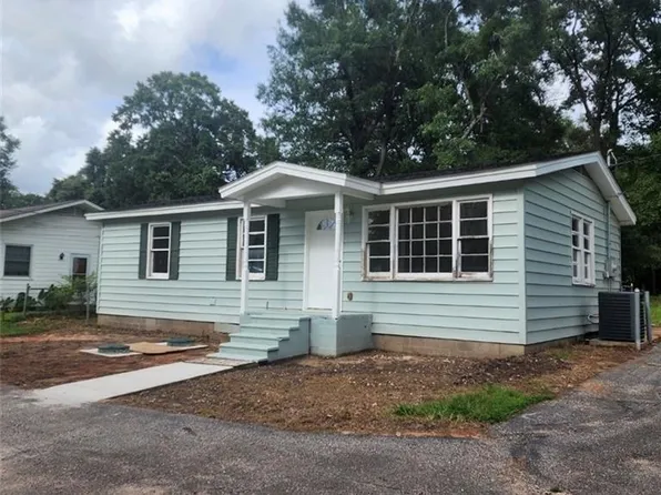 7313 Pinewood Dr, Theodore, AL 36582
