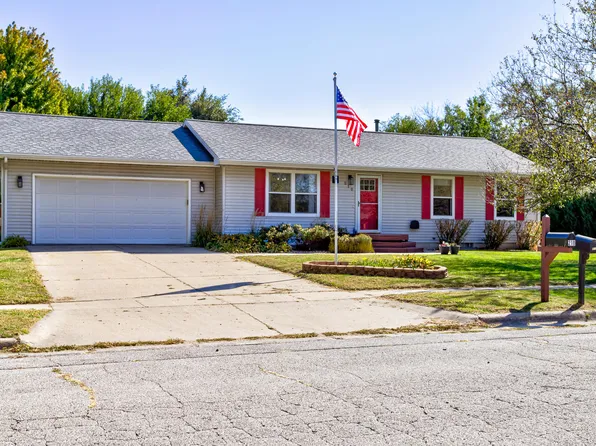 210 Ryan Cir, Roland, IA 50236