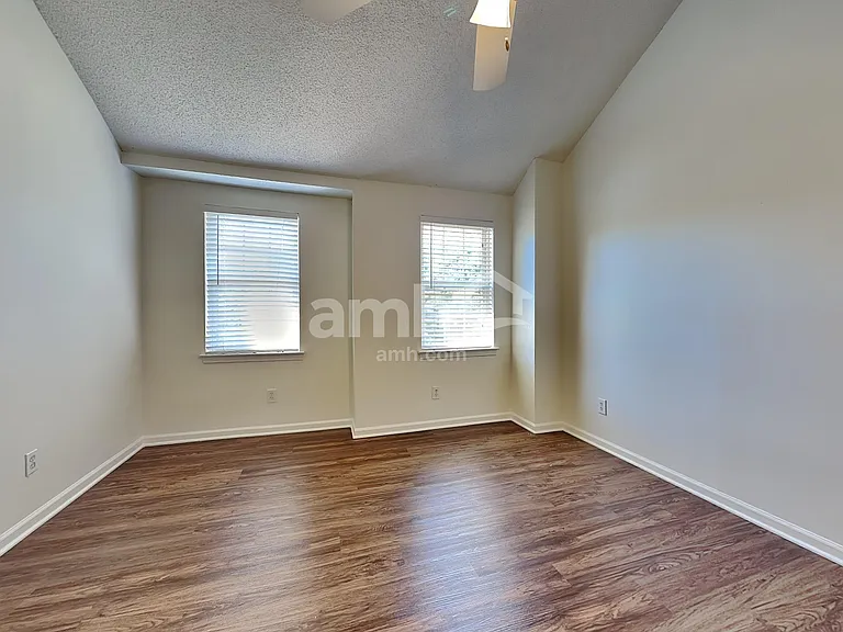 214 Long Creek Pkwy — Photo 8