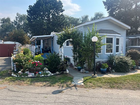 2nd image of 2401 Ord Rd #83