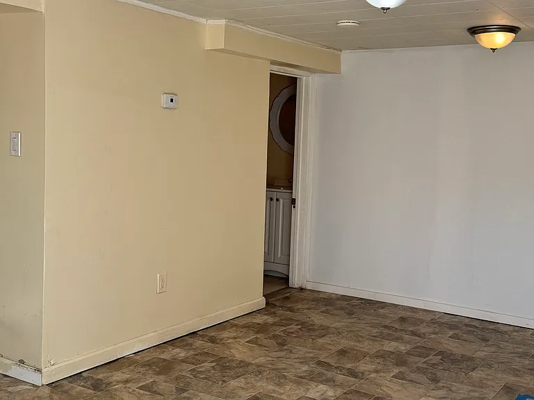 94 Sycamore Rd — Photo 10