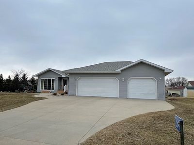 2647 Lois Ln SE, Alexandria, MN, 56308