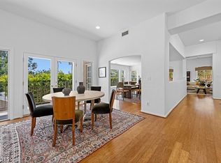 15330 Del Gado Dr, Sherman Oaks, CA 91403