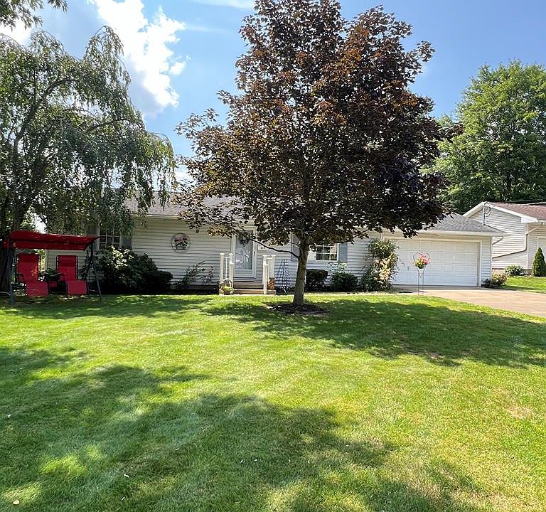 1st image of 577 Snyder Dr