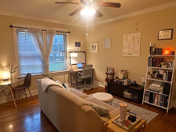 2nd image of 3259 Carlotta St APT 2