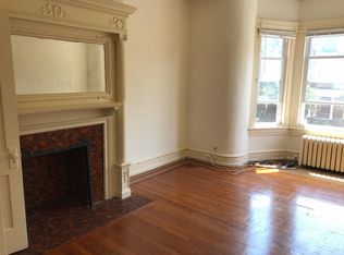 4035 Spruce St APT 2F, Philadelphia, PA 19104