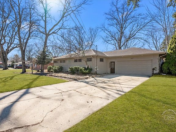 2nd image of 337 Republic Rd