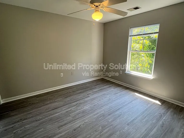 370 S Kerr Ave #303 — Photo 6