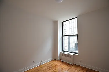 Rented by CITY SKYLINE REALTY INC