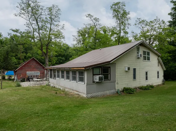 23562 Pokagon Hwy, Cassopolis, MI 49031