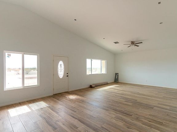 2nd image of 6120 N 415th Ave
