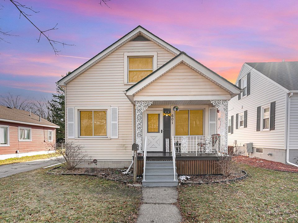1st image of 601 Burns St