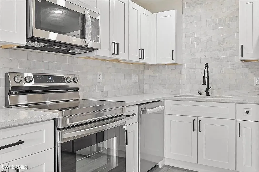 3 bed, 2.0 bath, 2050 sqft, $1,800 — Photo 2