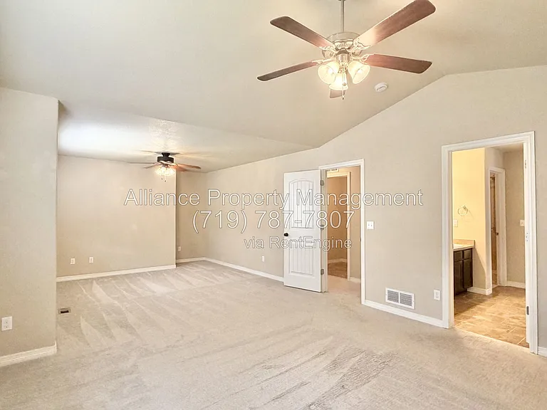 7270 Araia Dr — Photo 15