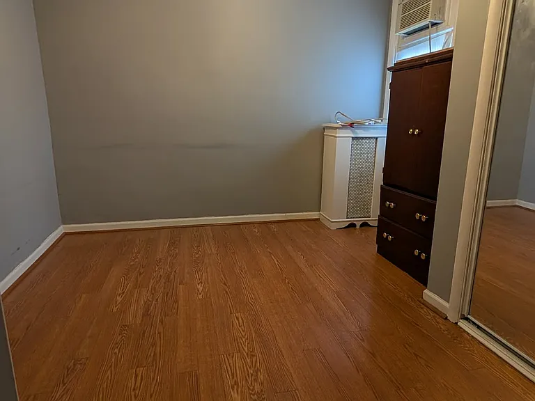 2849 S Randolph St — Photo 13