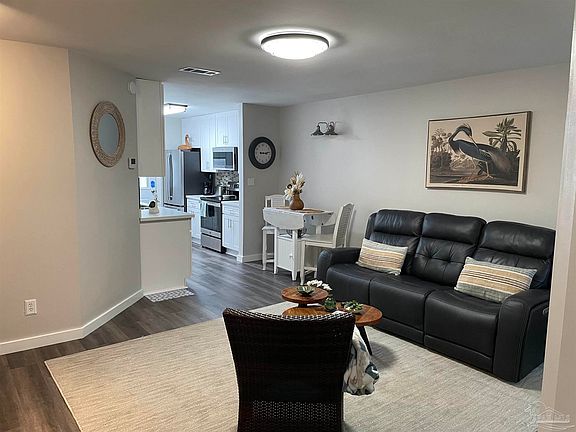 3rd image of 5001 Grande Dr APT 411