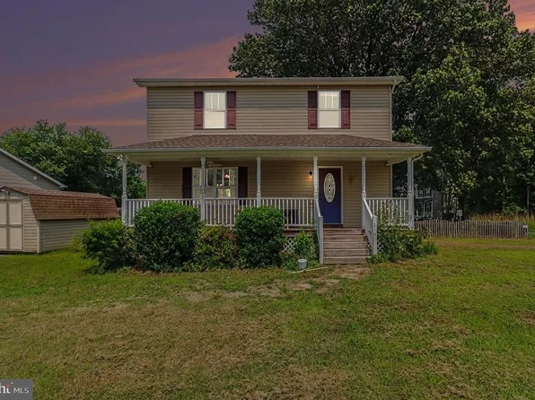 214 Richmond Rd, Colonial Beach, VA 22443