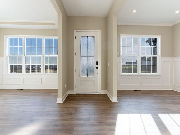 7th image of this home