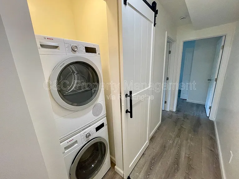 599 Irving Ave #4 — Photo 6