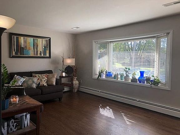 2nd image of 839 Clearwater Ave