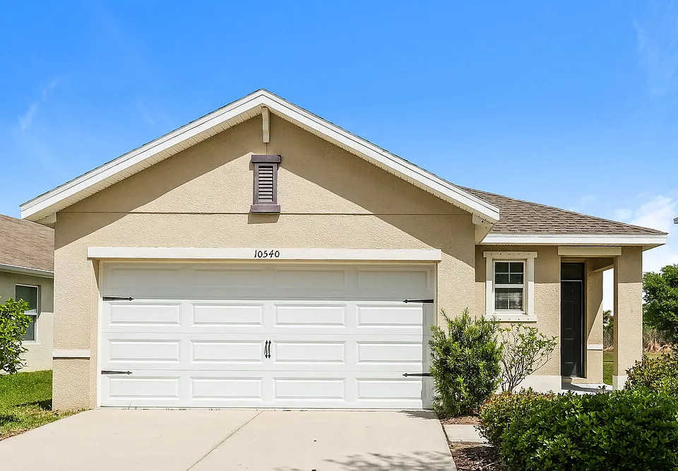 10540 Whispering Hammock Dr
