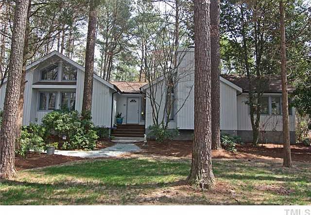 1st image of 102 Mosswood Ct