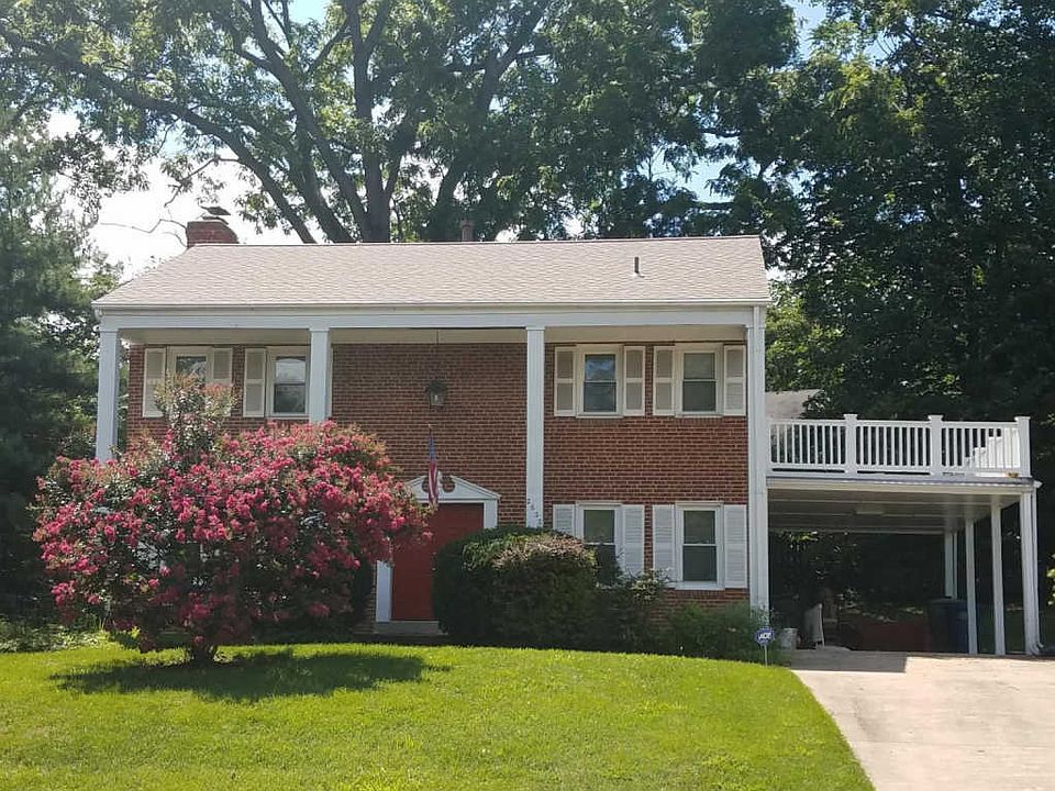 1st image of 2622 Woodley Pl