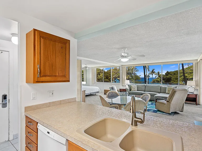 S Kihei Rd — Photo 10