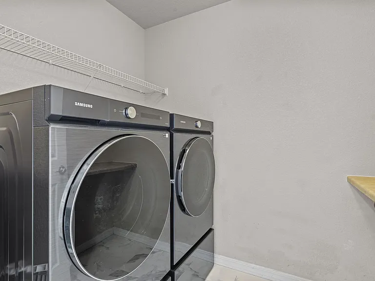 9466 Shinnecock Ct — Photo 13