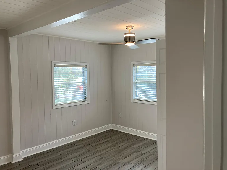 935 Altaloma Ave — Photo 6