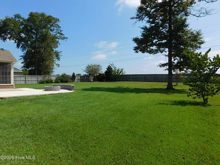 101 Staffordshire Dr #101 — Photo 61