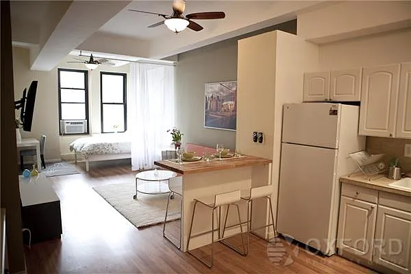 Rented by Oxford Property Group | media 18