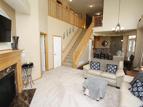 Awesome floor plan.  Wide Open design with 19' Ceilings.