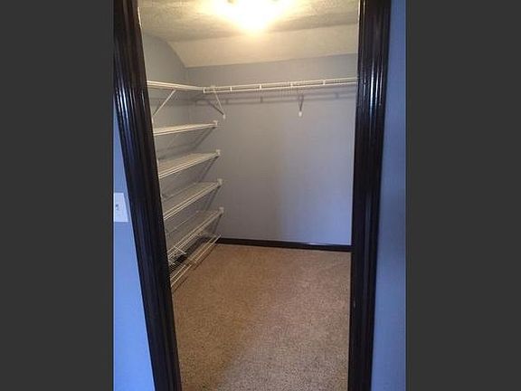 Walk in closet