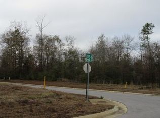 712 Hesed Ct, Cantonment, FL 32533