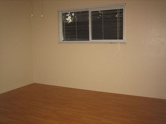 5th image of 3180 Landess Ave APT B