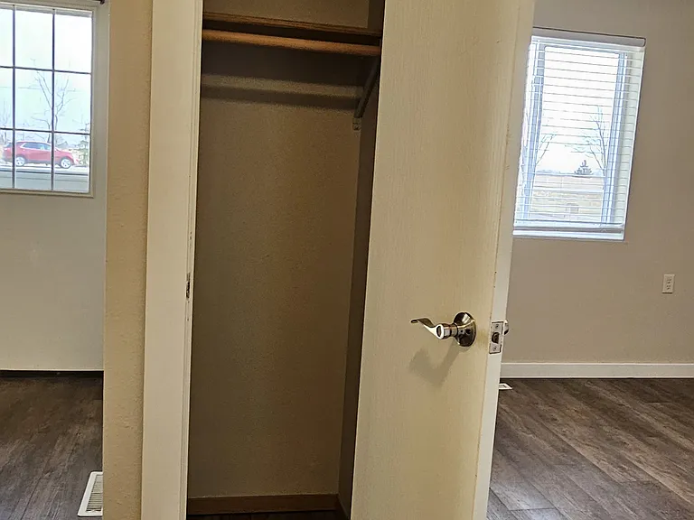 27051 S Cliff Ave — Photo 16
