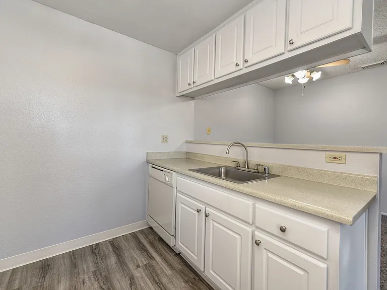 Quail Pointe — Photo 28