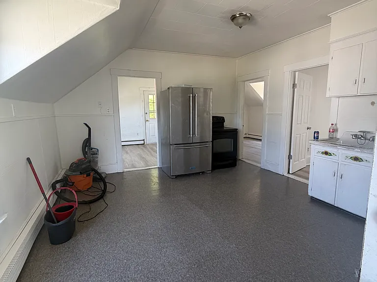 274 Pine St #2A — Photo 15