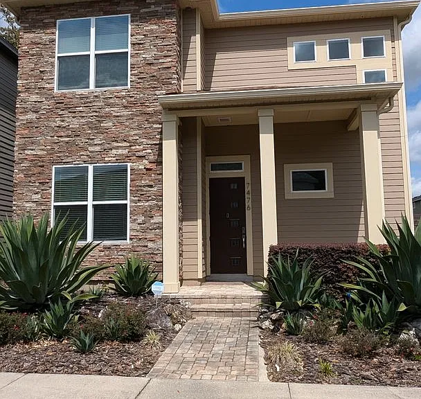 7476 SW 66th Ln — Photo 1
