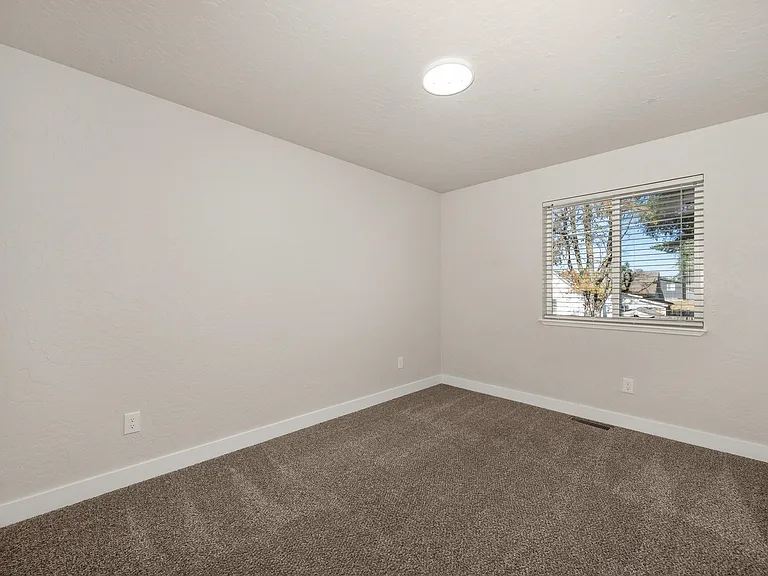 11915 E Spruce Ln — Photo 16