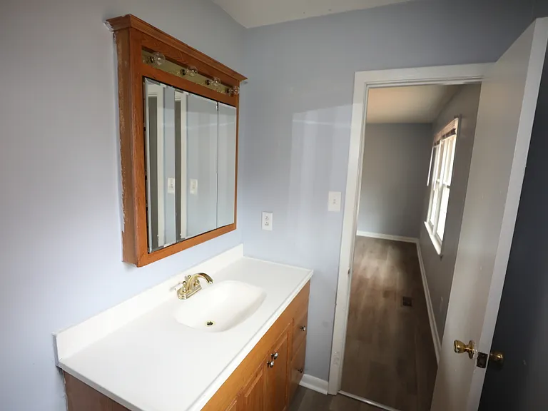 1815 Paisley Ave — Photo 9