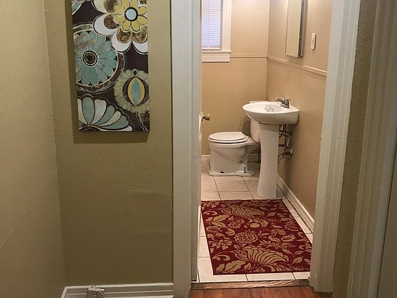 5th image of 109 E Topeka St #6bgyh52qw