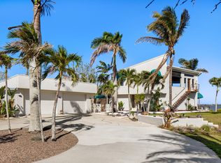 9094 Tropical S, Merritt Island, FL 32952