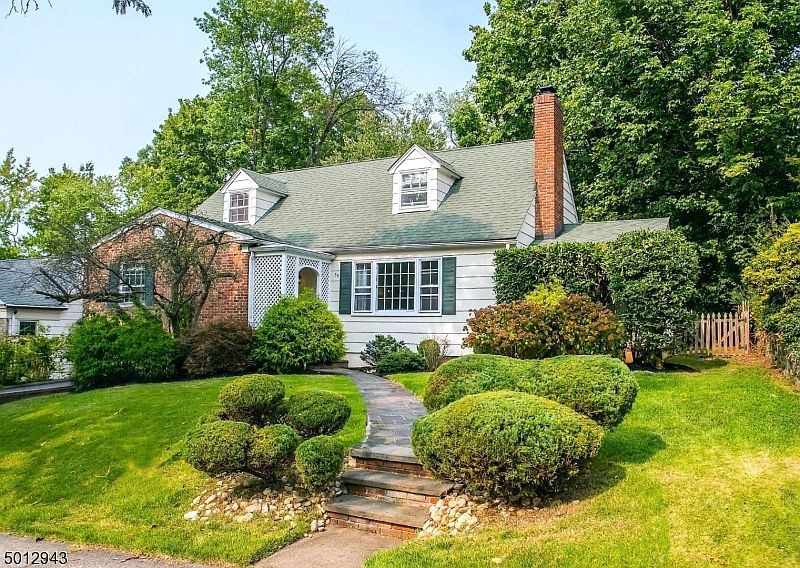 1st image of 59 Stewart Pl
