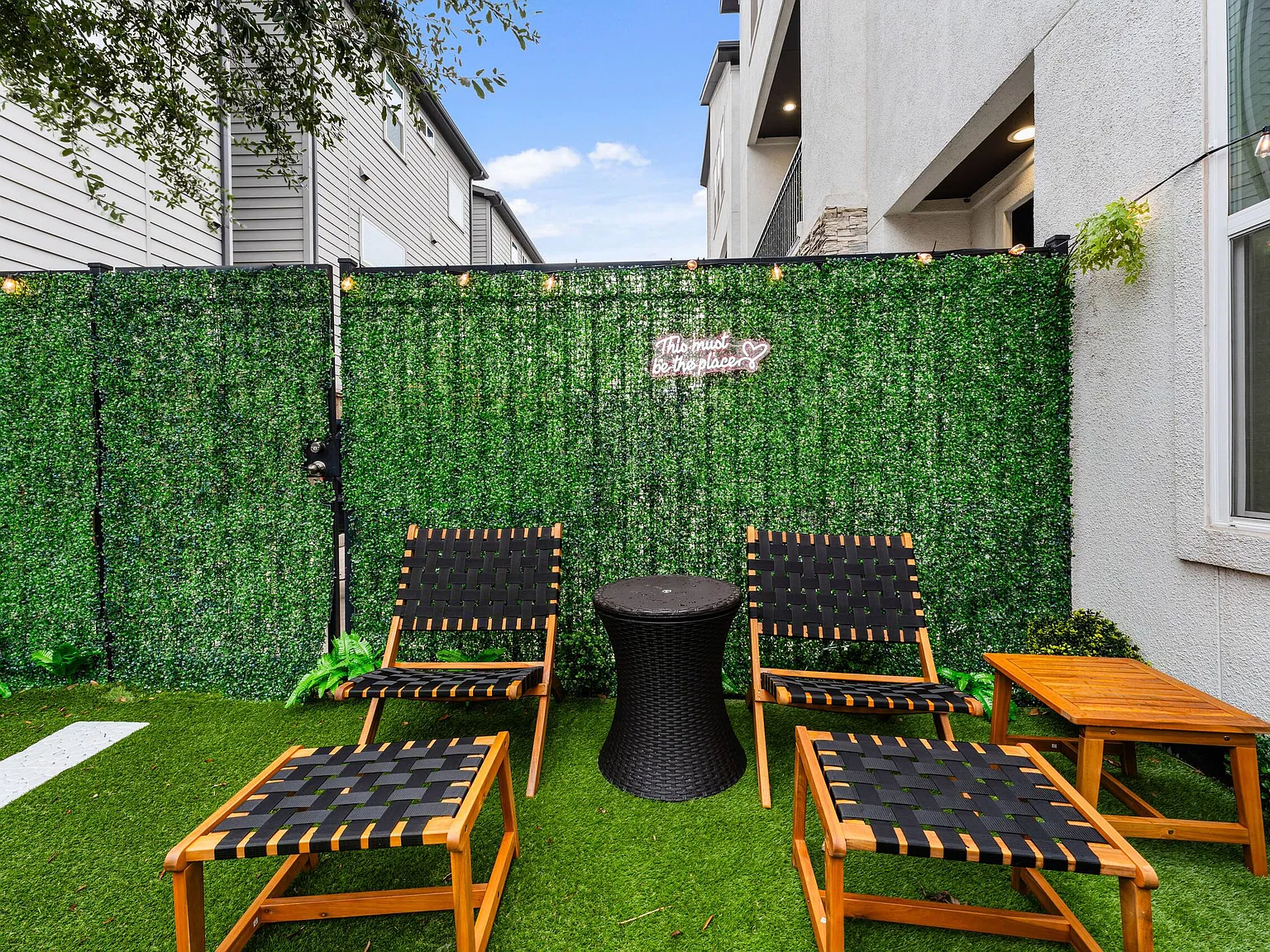 3 bed, 1971 sqft, $2,800 — Photo 3
