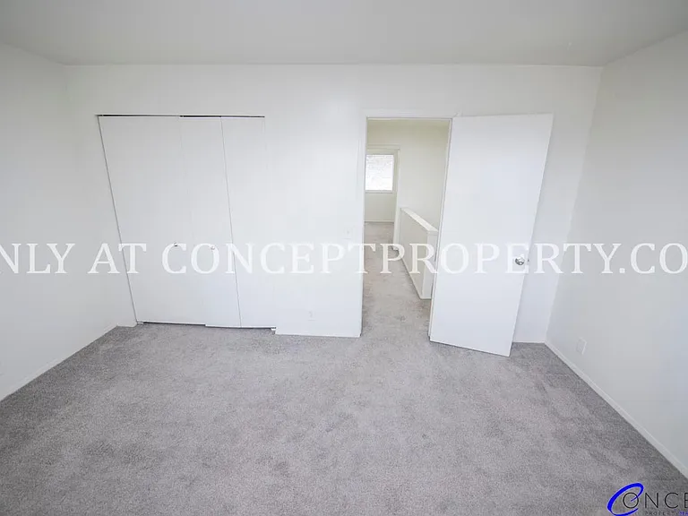 1499 W 2320 S — Photo 33