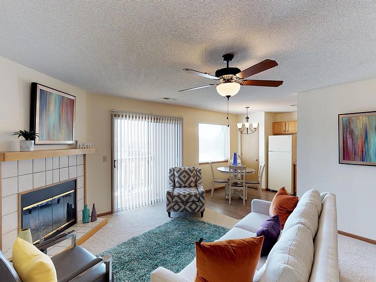 Oak Hill Estates Apartment Rentals - Wamego, KS | Zillow